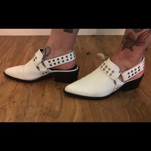 Forever 21 White slingback heels. Size 8.5.